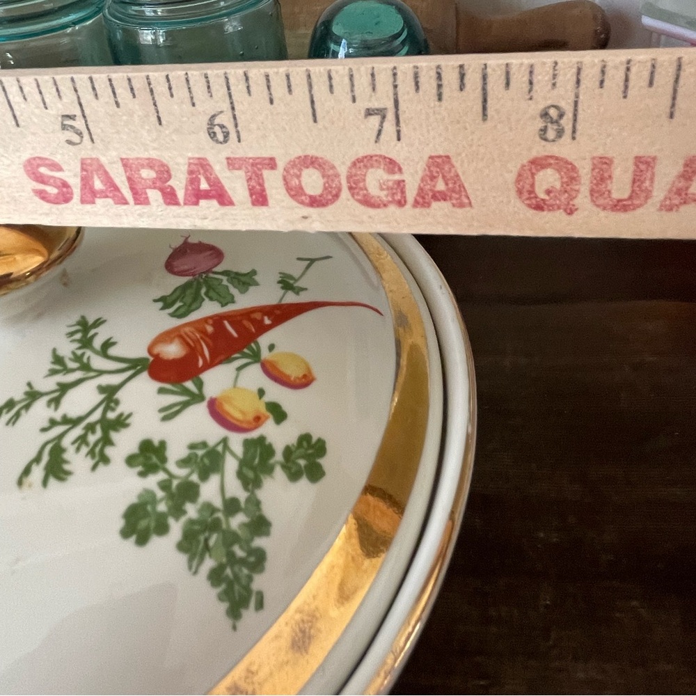 SOLD Vintage Hall China Vegetable Harvest Casserole Dish❤️🥕 - Picture 10 of 13